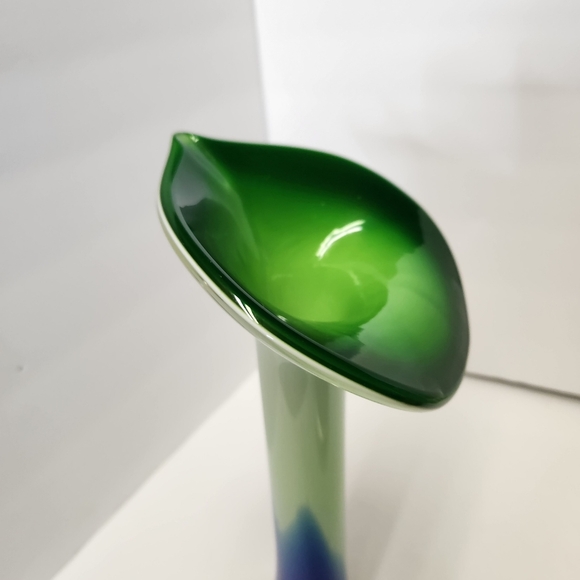 Hand Blown Cased Glass Jack In The Pulpit Vase Cobalt Blue Green White Vintage - Picture 7 of 11